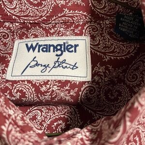 Wrangler Men's Burgundy Paisley Shirt